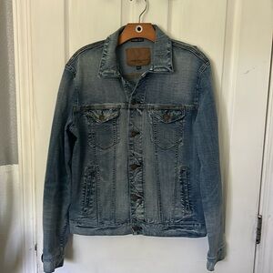 Men’s denim jacket